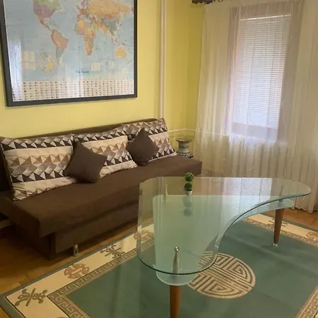 за гости Apartmán *